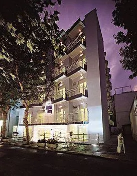 Hotel Queen Mary Cattolica