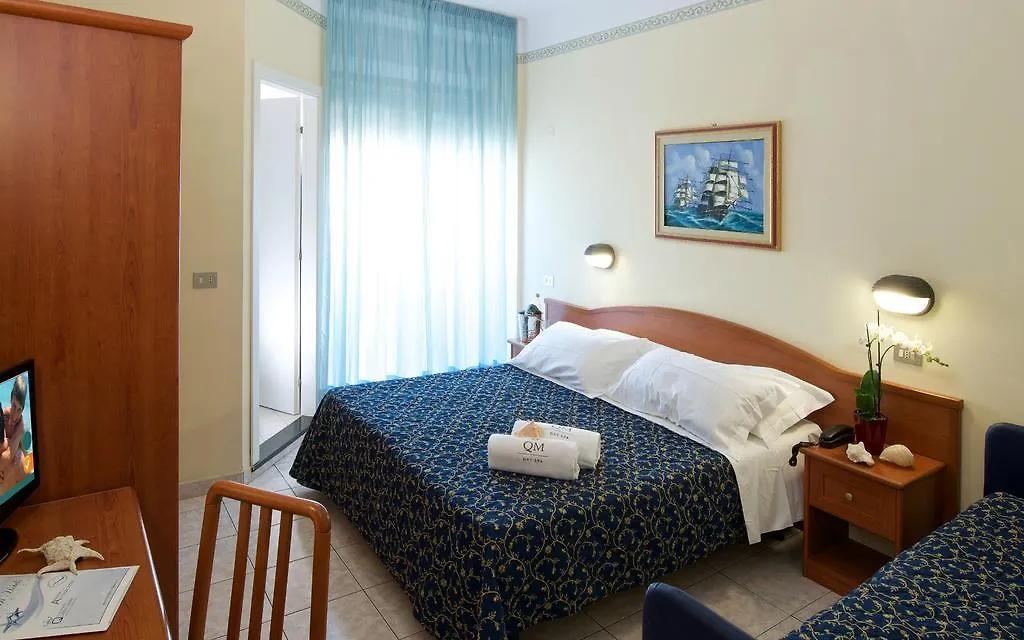 Hotel Queen Mary Cattolica 3*,  Italia